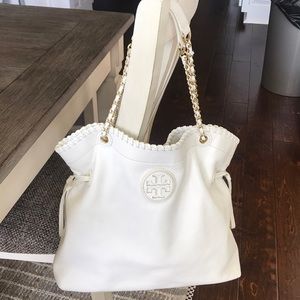 Gorgeous Tote Marion White color